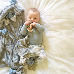 WONDEROUS TEETHING TOY Marble Beige