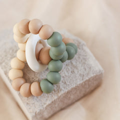 TRIPLET TEETHING TOY Neutrals