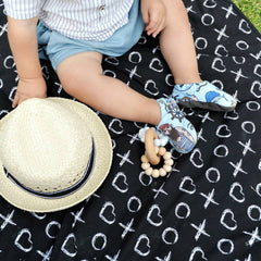 WONDEROUS TEETHING TOY Marble Beige