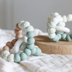 TRIPLET TEETHING TOY Eucalyptus
