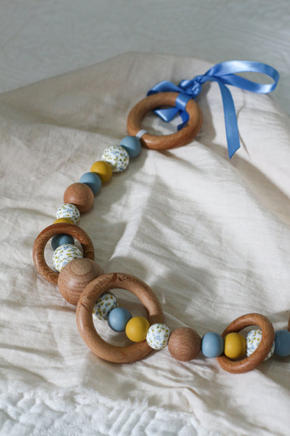 PRAM GARLAND Wattle