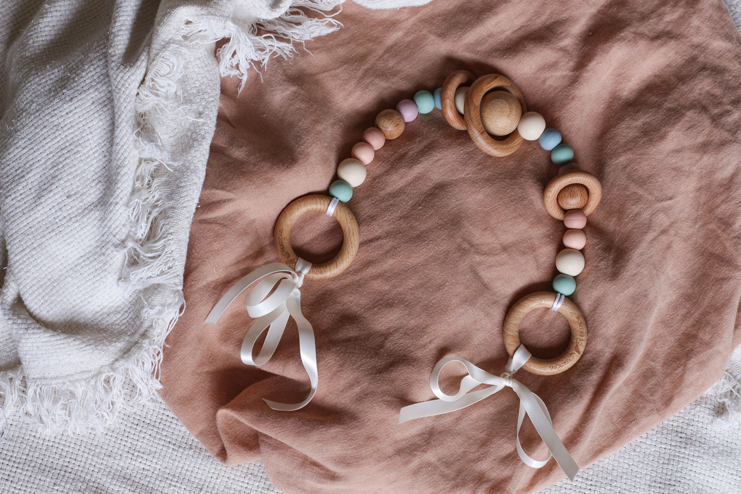 PRAM GARLAND Muted Rainbow