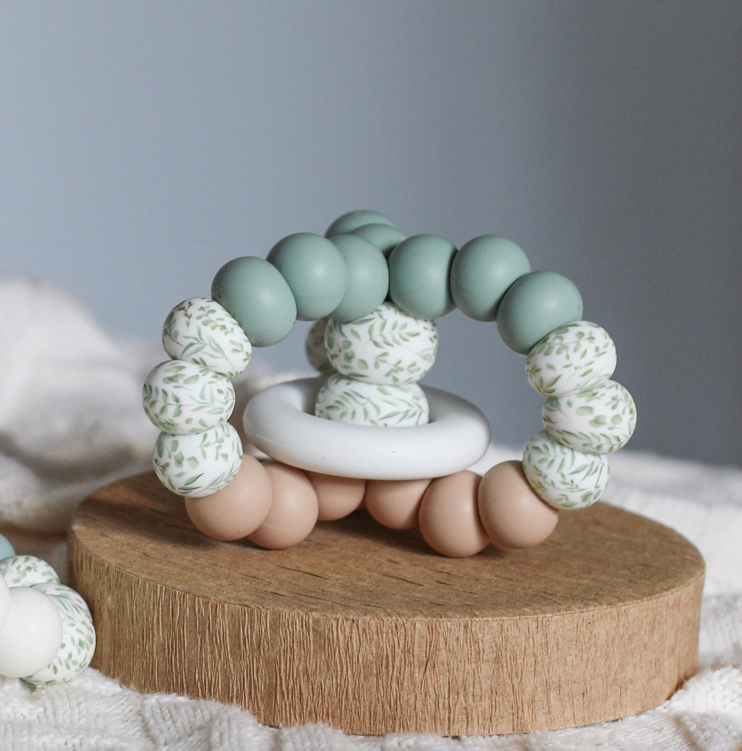 TRIPLET TEETHING TOY Eucalyptus