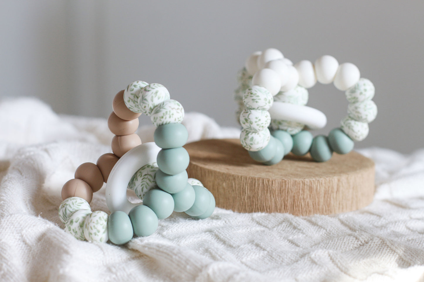 TRIPLET TEETHING TOY Eucalyptus