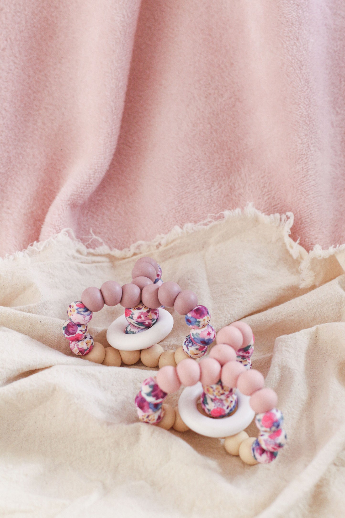 TRIPLET TEETHING TOY Roses