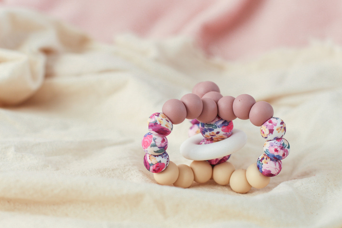 TRIPLET TEETHING TOY Roses