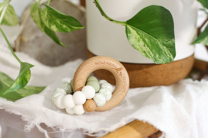 WONDEROUS TEETHING TOY Eucalyptus