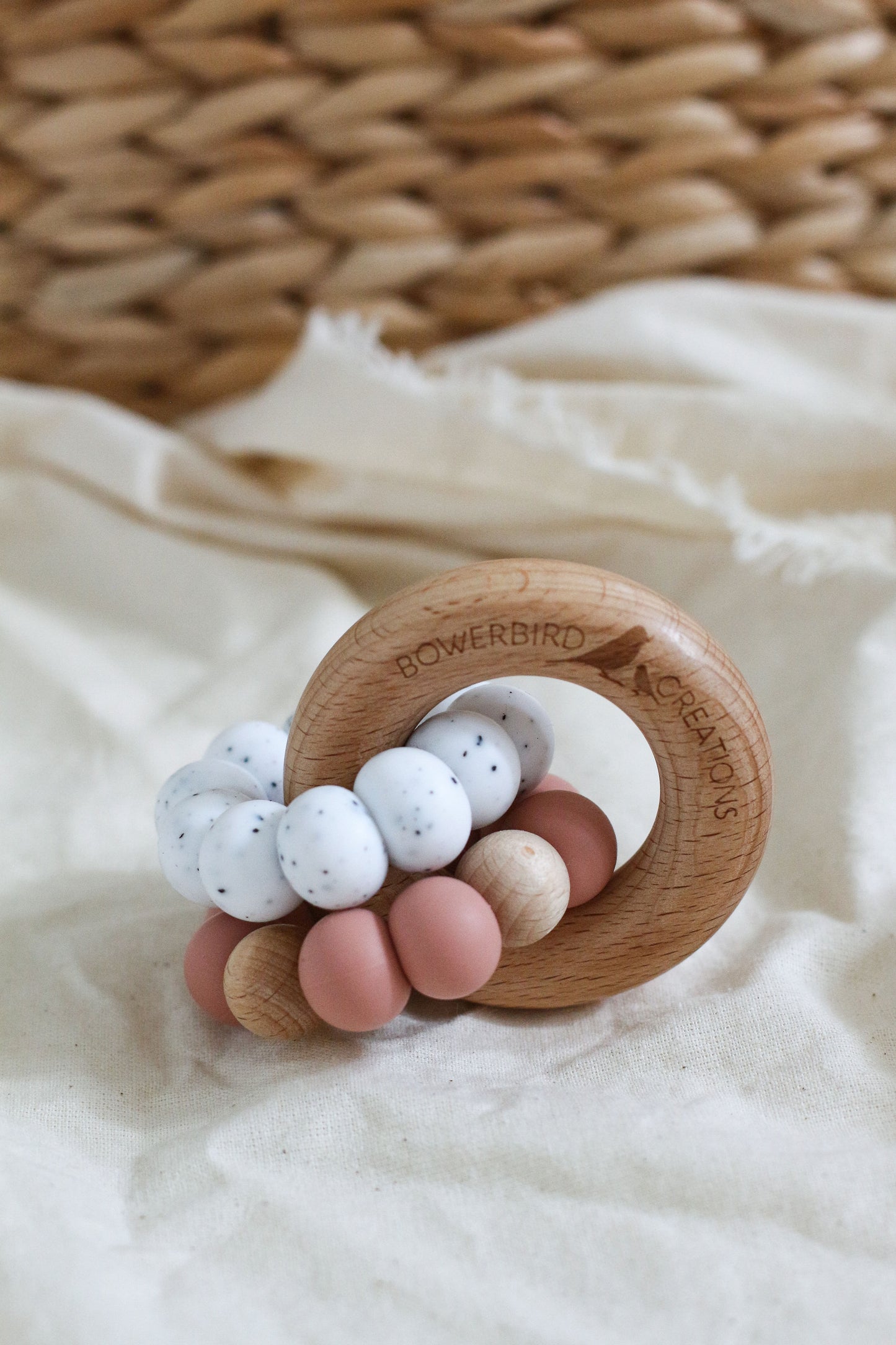 WONDEROUS TEETHING TOY Granite